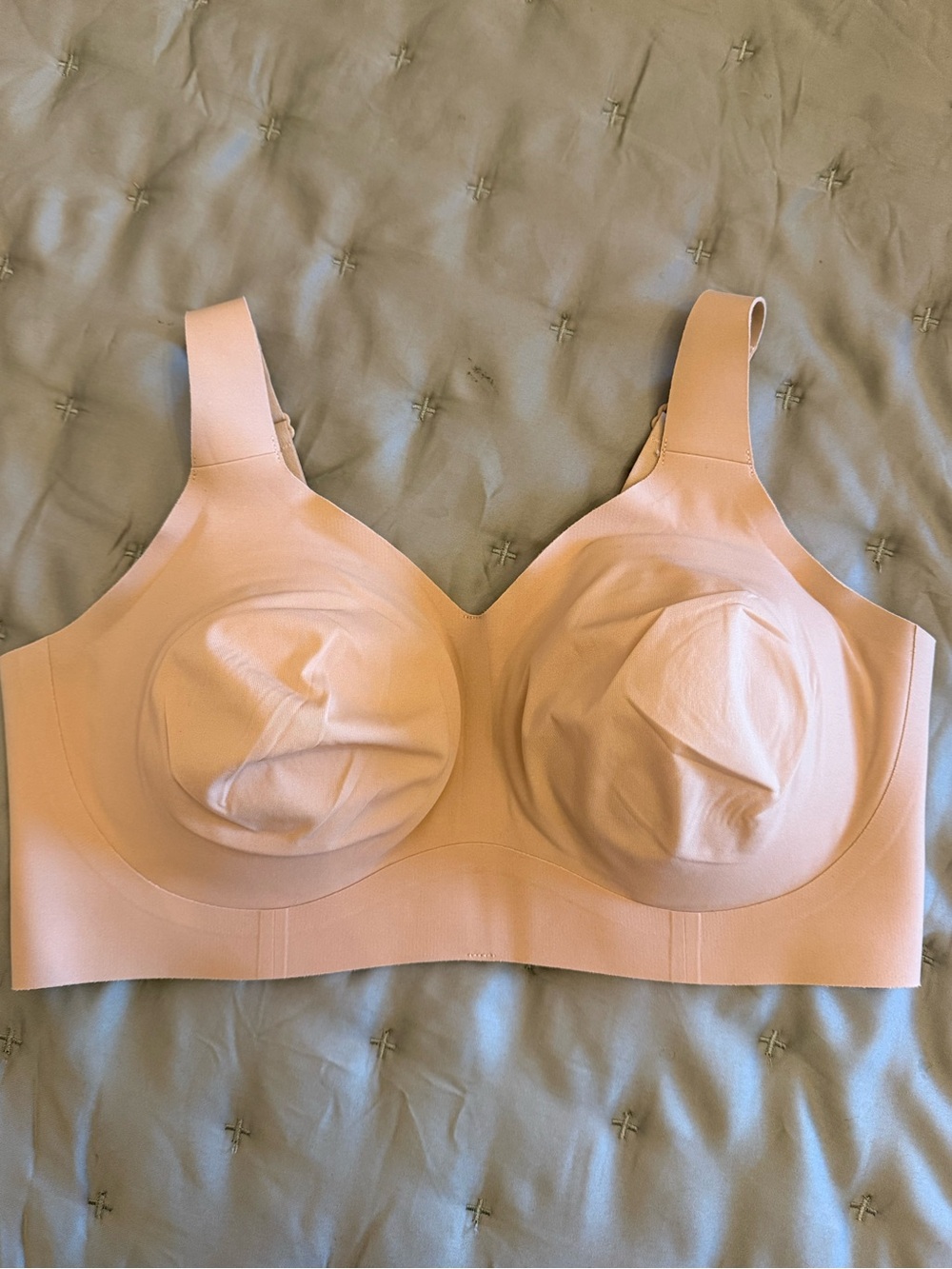 Evelyn & Bobbie The Beyond Bra Medium Nude Wireless Seamless Bra